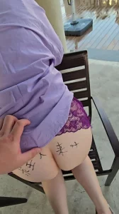 青岛情侣，找同房不换，单女一起玩。求论坛邀请吗有认证在母狗屁股上